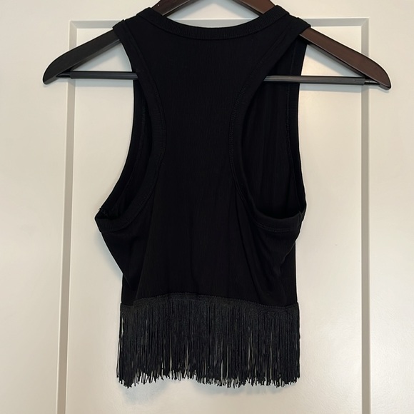 Fringe crop top - Picture 2 of 3